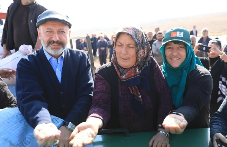 KADINLAR TARIMSAL ÜRETİMDE DAHA FAZLA SÖZ SAHİBİ OLACAK! Kocasinan’da Kadın Girişimcilere Destek — haber görseli