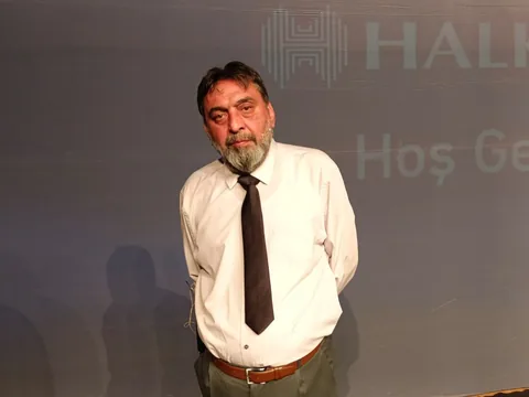 Usta Oyuncu Ahmet Yenilmez’den Kayseri Güzellemesi: "Kendimi Burada Mutlu Hissediyorum" — haber görseli