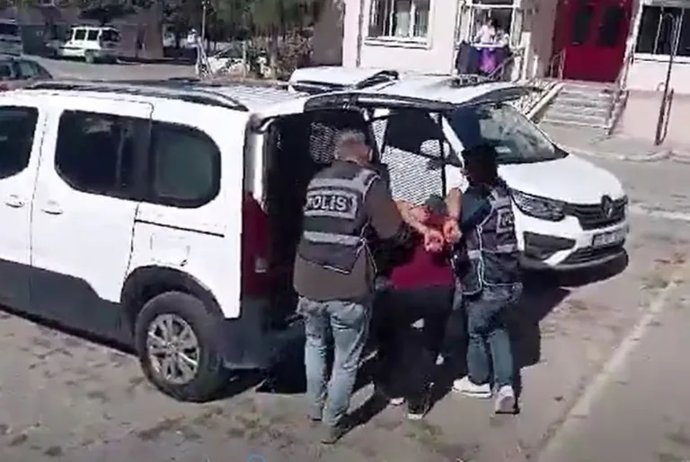 Kayseri’de 10 Yıl 6 Ay Hapis Cezası Bulunan Firari Hırsız Yakalandı — haber görseli
