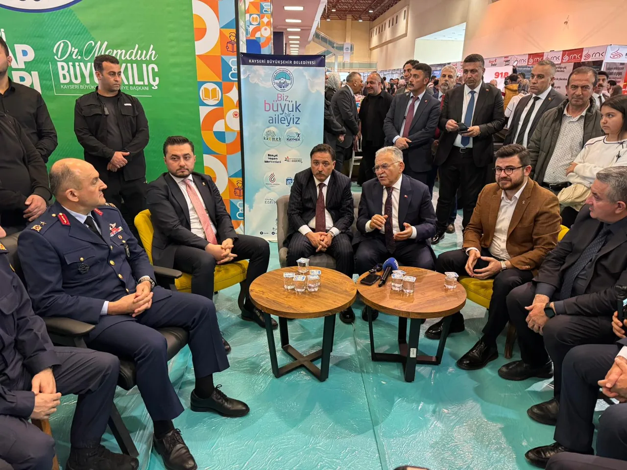 Vali Çiçek: “Kayseri’de 35 Hesap Üzerinden Panik Oluşturacak Asılsız Paylaşımlar Yapıldı” — haber görseli