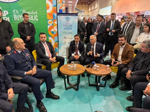 Vali Çiçek: “Kayseri’de 35 Hesap Üzerinden Panik Oluşturacak Asılsız Paylaşımlar Yapıldı” — haber görseli