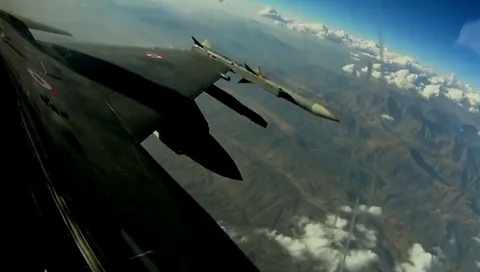 MSB'den Irak'ın kuzeyine düzenlenen harekata İlişkin açıklama! — haber görseli