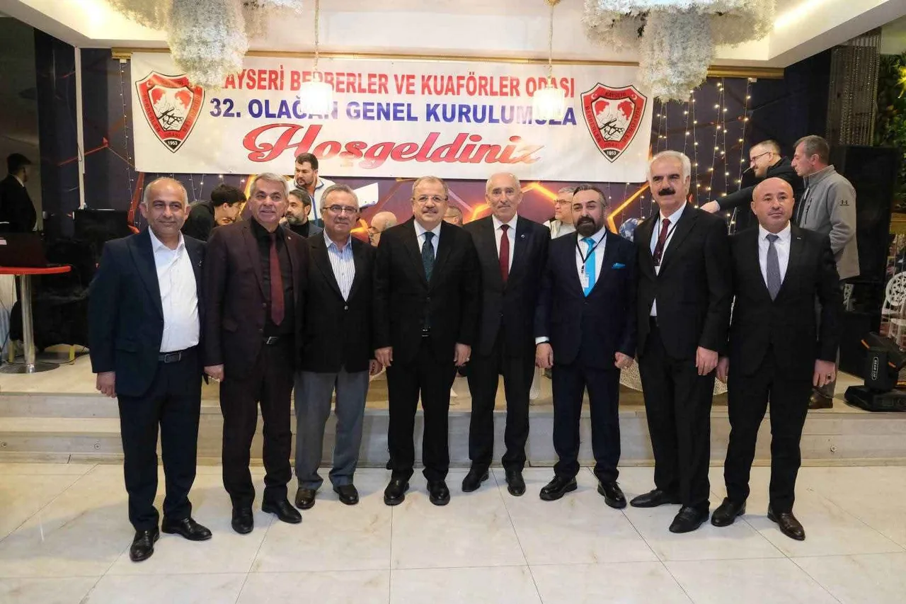 Berberler ve Kuaförler Odası’nda yeni başkan: Serhat Özkardaş — haber görseli