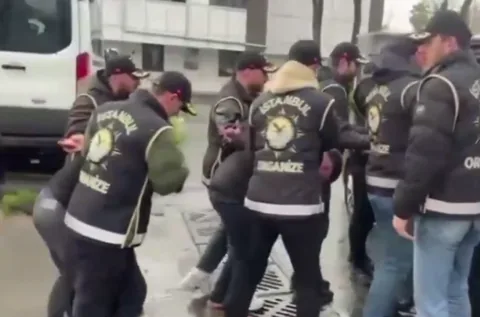 Silah, Uyuşturucu, Çalıntı Araçlar! İstanbul’da 128 Mafya Üyesi Yakalandı — haber görseli