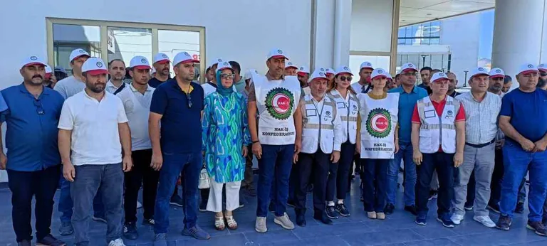 Kayseri Şehir Hastanesi’nde İşçi Kıyımı: Hizmet-İş Sendikası’ndan Oturma Eylemi — haber görseli