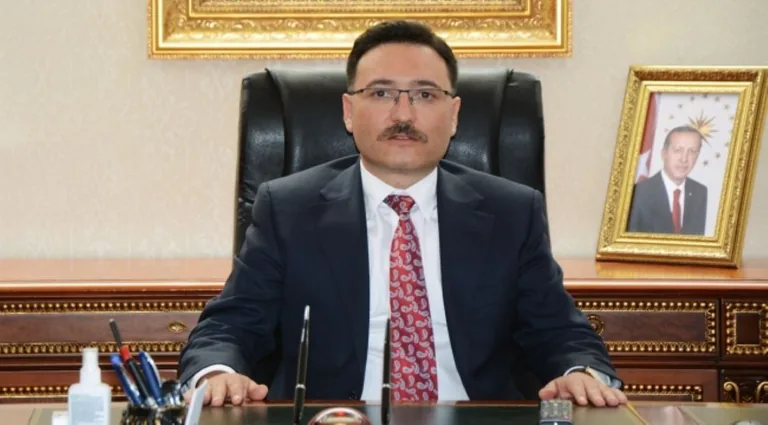 Vali Çiçek’ten Müjde: Kayseri Havalimanı’na Türkiye’nin En Büyük Lojistik Merkezlerinden Biri Yapılıyor! — haber görseli