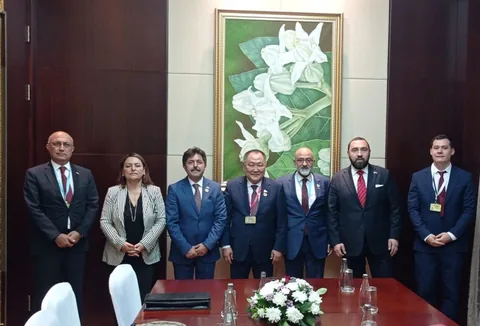 Murat Cahid Cıngı, ASEAN Genel Kurulu’nda Kayseri için Önemli Görüşmeler Gerçekleştirdi — haber görseli