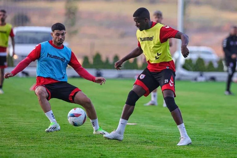  Erciyes Yüksek İrtifa Kamp Merkezi, Futbol Takımlarını Ağırlamaya Başladı — haber görseli