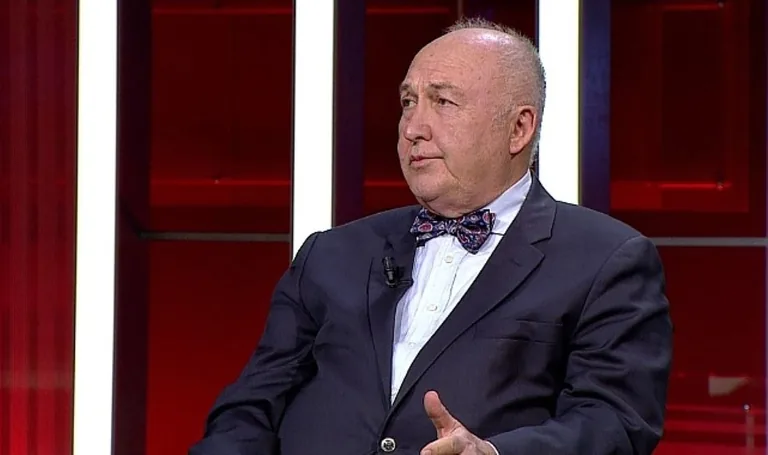 Bitlis'te Deprem Uykuları Kaçırdı! Prof. Dr. Ercan'dan Kritik Uyarı: ÖNLEMİNİZİ  ALIN — haber görseli