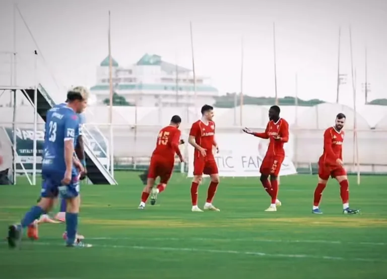 Kayserispor'dan 15 Dakikada 3 Gol! Devre Arası Kampını Galibiyetle Kapattı: 3-2. — haber görseli