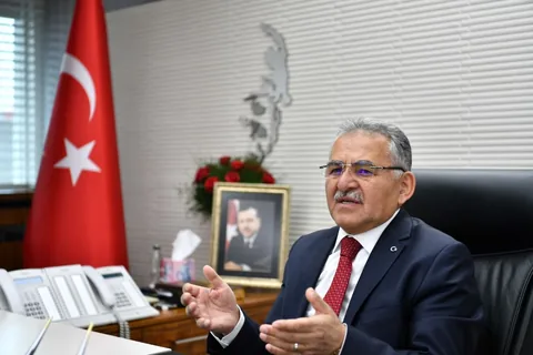 Başkan Büyükkılıç’tan Zirai Don Mağdurlarına Tam Destek! Çiftçiye Sahip Çıktı — haber görseli