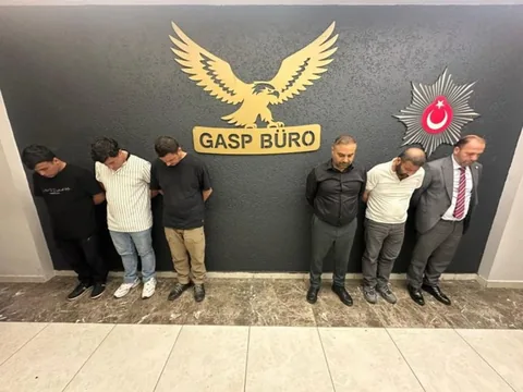 'Cumhur İttifakı Ocakları' İsmiyle AVM denetleyen Ferhat Aydoğan ve 5 şüpheli gözaltına alındı — haber görseli