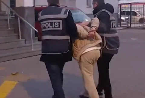 Evden Hırsızlık Suçundan 20 Yıl Hükümlü H.K. Yakalandı — haber görseli