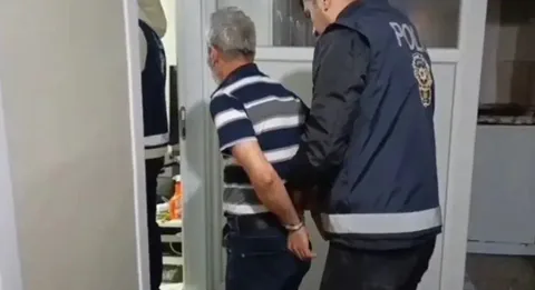 Diyarbakır'da 19 yıl önce öldürülen ERHAN KURT'un dosyası yeniden açıldı! ANNE VE BABA DAHİL 6 KİŞİ GÖZALTINDA — haber görseli