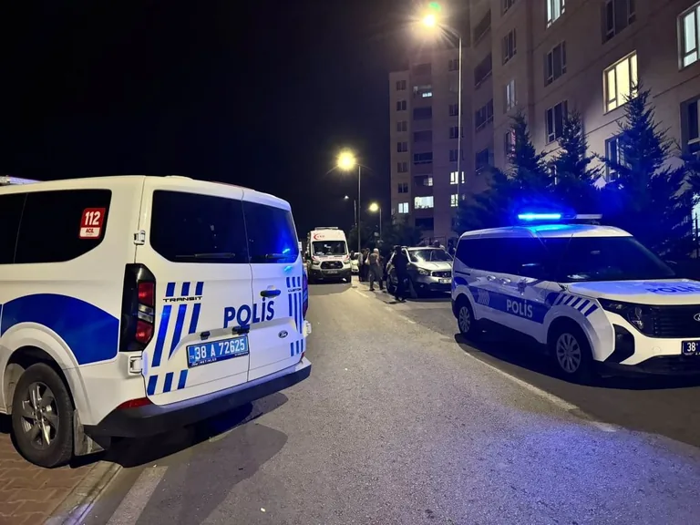 Kayseri’de Gece Saatlerinde Kahreden Olay: 2 Çocuk Babası Evinde Ölü Bulundu — haber görseli
