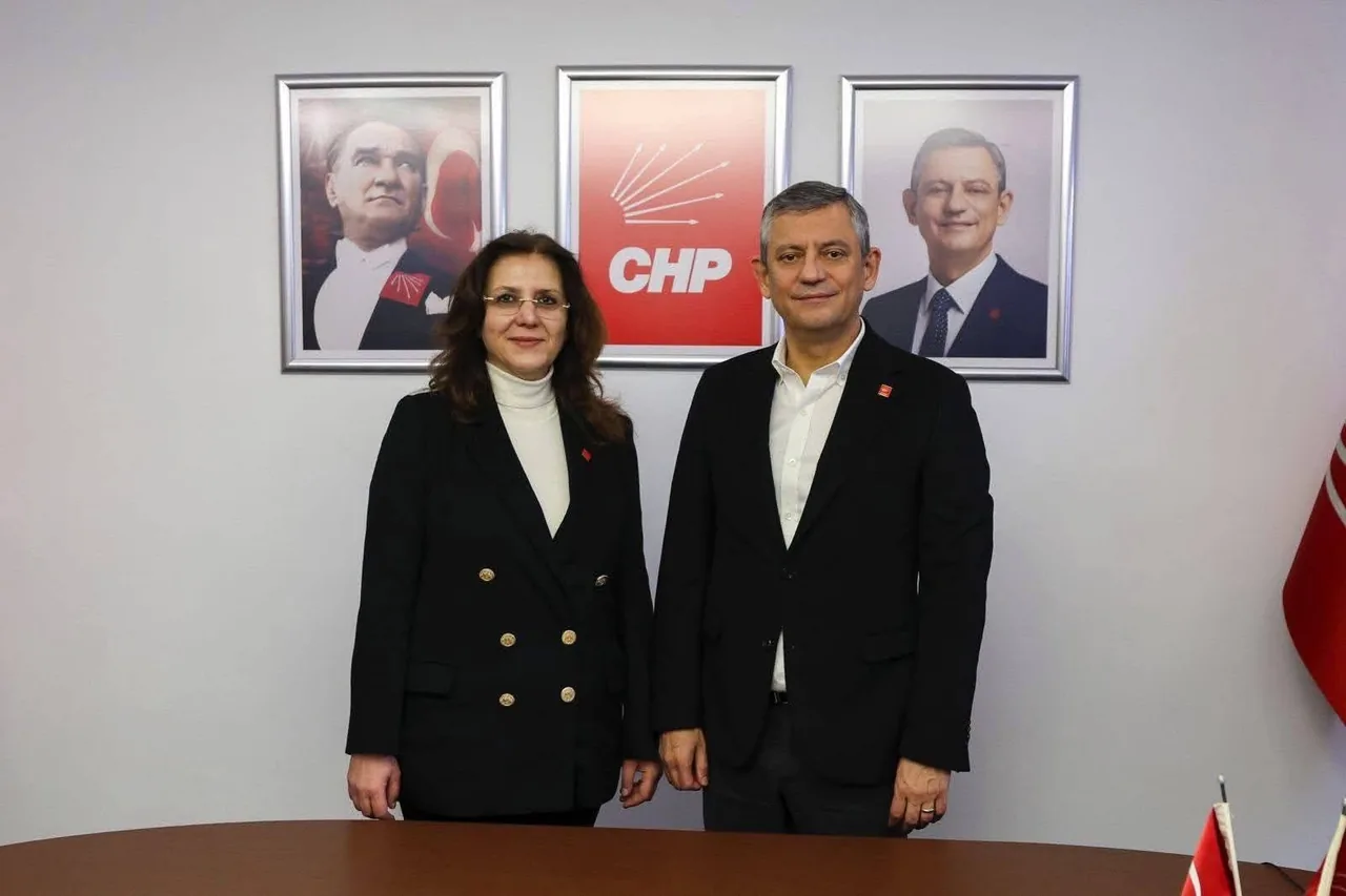 Son Dakika... CHP Kayseri İl Başkanı Ümit Özer istifa etti — haber görseli