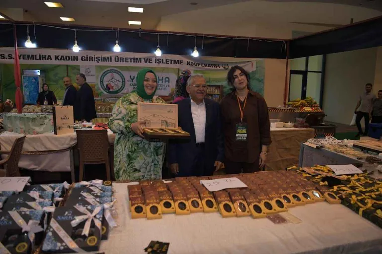 BÜYÜKŞEHİR’DEN KADIN KOOPERATİFLERİNE 10 MİLYON TL’LİK DESTEK — haber görseli