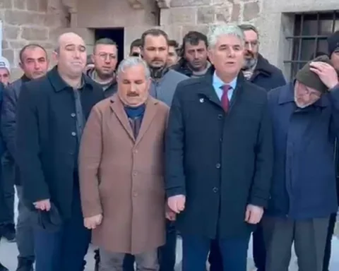 YRP’den Kocasinan Bulvarı tepkisi: Mimar Sinan’ın adını silemezsiniz — haber görseli