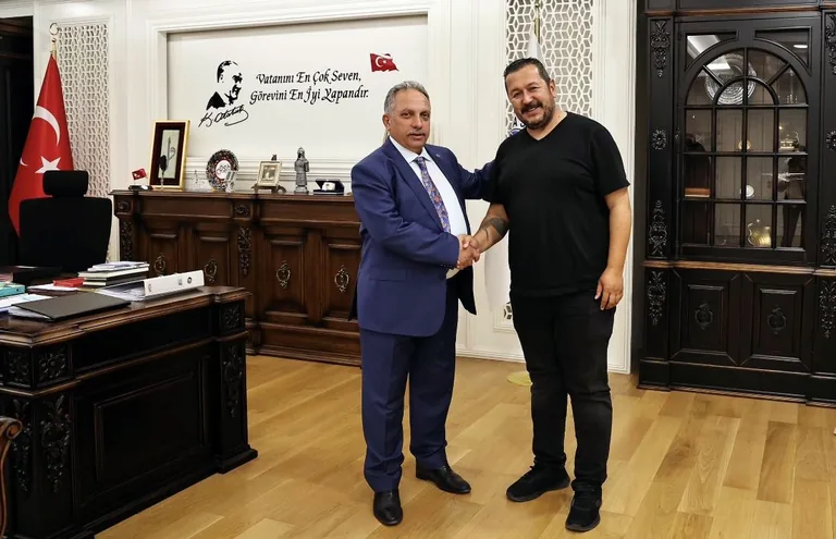 Talas'ta Antika Pazarı'ndan Sonra Şimdi de Antika Fuarı Düzenlenecek — haber görseli