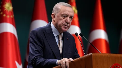 Cumhurbaşkanı Erdoğan sinyali verdi! AK Parti'de köklü bir değişim yaşanacak — haber görseli