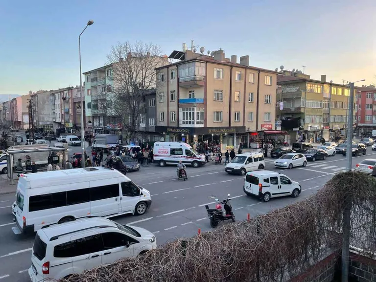 Flaş! Sahabiye'de Yabancı Uyruklu Şahıslar Arasında Çıkan Kavga Kanlı Bitti — haber görseli