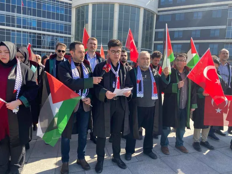 Kayserili Hukukçulardan İsrail Zulmüne Tepki Yürüyüşü — haber görseli