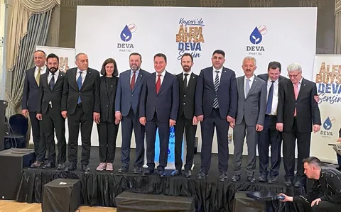 Deva Partisi Genel Başkanı Ali Babacan Kayseri'de Vatandaşlarla Bir Araya Geldi — haber görseli