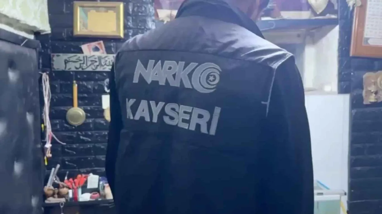 Flaş! Kesinleşmiş hapis cezası ile aranan 6 şahıs yakalandı — haber görseli