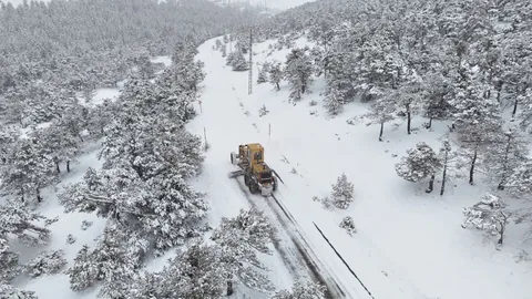 Kayseri Büyükşehir’in Karla Mücadelesi Aralıksız Sürüyor — haber görseli