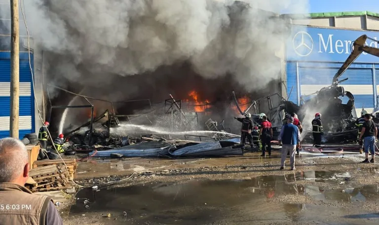 ŞANLIURFA’DA MOBİLYACILAR SİTESİNDE YANGIN! — haber görseli
