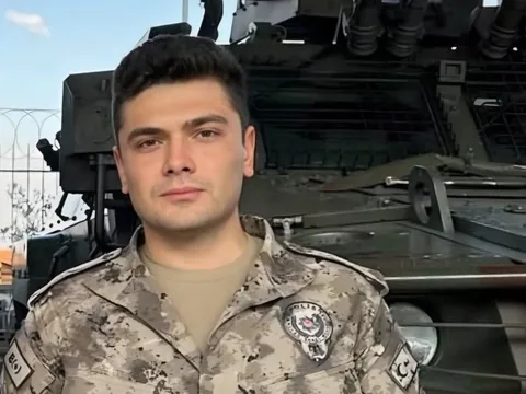 Mersin’de kahreden haber: Polis memuru Mustafa Karapınar şehit oldu — haber görseli