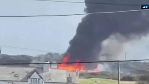 Aydan Yıldırım İle BreakingNews.... RAF Training Jet Catches Fire Mid-Air, Two Pilots Escape — haber görseli