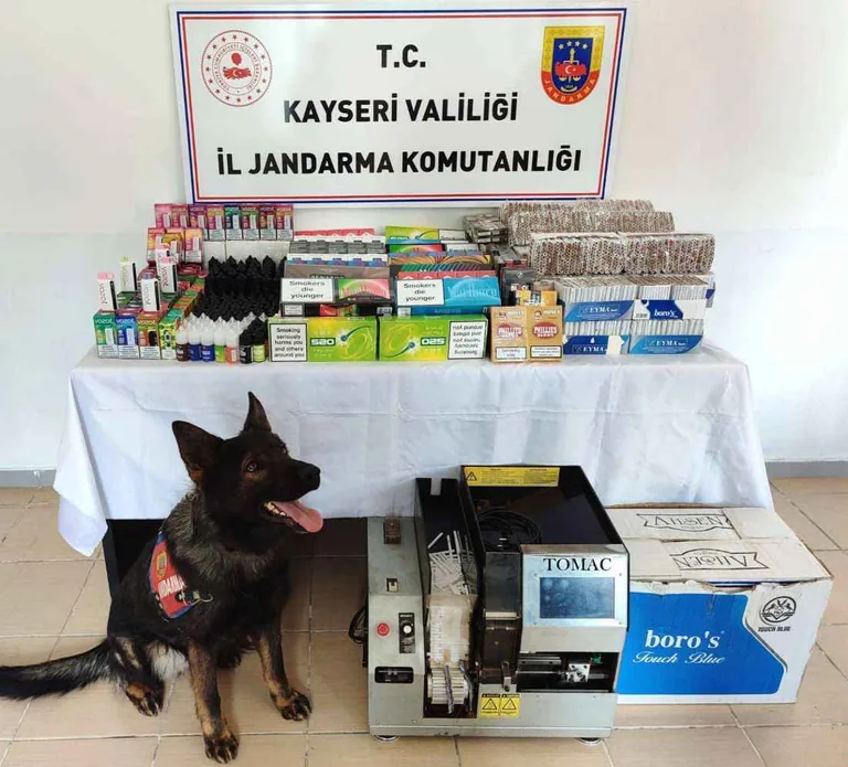 İşyerinde Sigara Kaçakçılığı Yaptığı Tespit Edilen Şahıs Gözaltına Alındı — haber görseli
