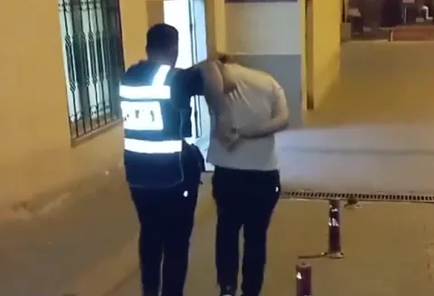 Gece Vakti Silahlı Yağma Suçundan Aranan Şahıs Yakalandı — haber görseli