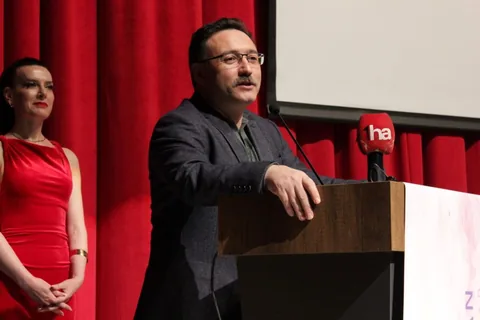 Vali Gökmen Çiçek, “Kadınlar olmazsa hiçbir projede başarılı olma şansımız yok” — haber görseli