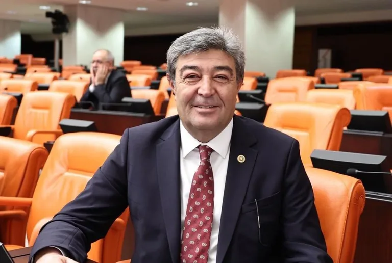 İYİ Parti Kayseri Milletvekili Ataş, “Meslek kanunu değil mobbing kanunu” — haber görseli