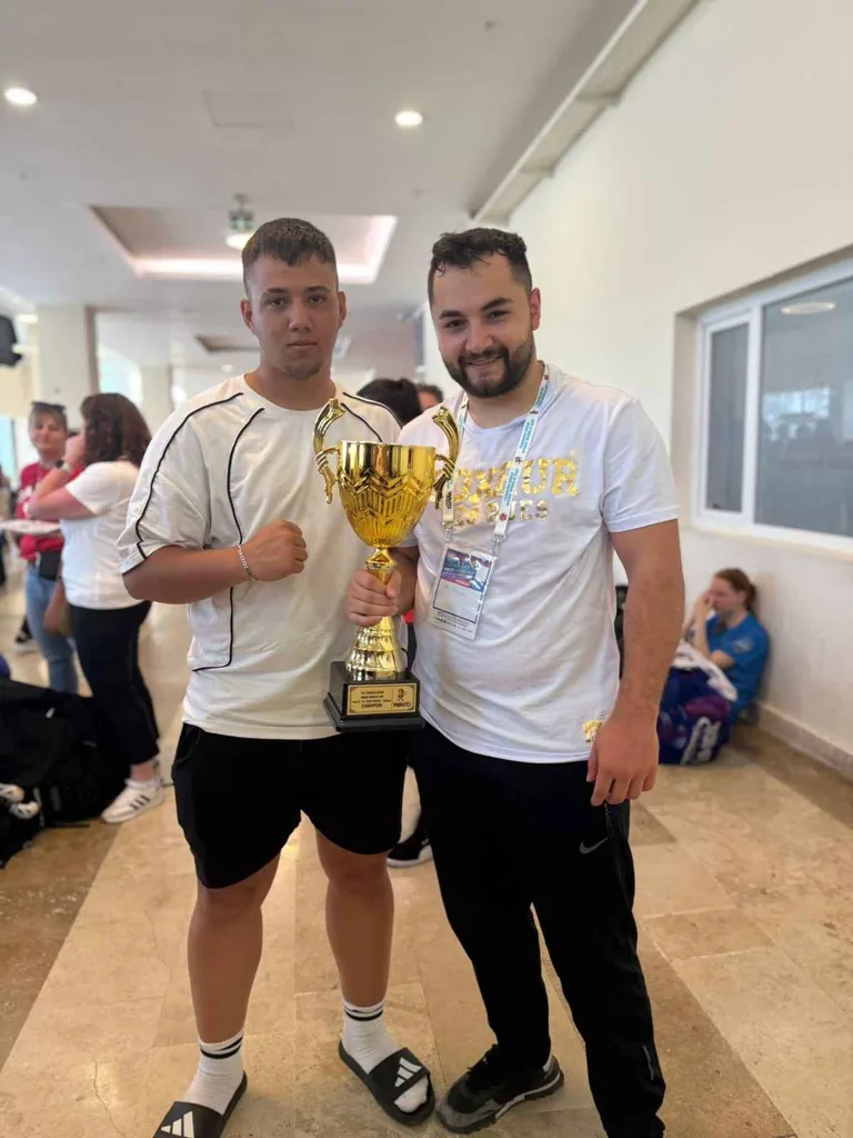 Kayseri Dünya Ringlerini Salladı: Kayserili Sporculardan Kick Boks Dünya Kupası'nda Önemli Başarı  — haber görseli