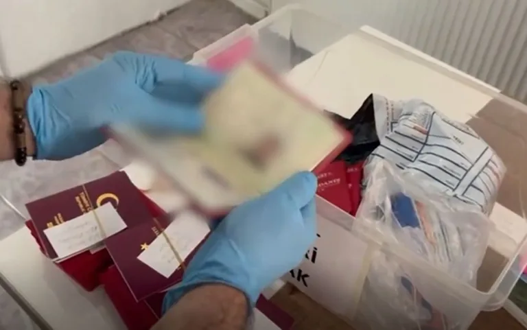 Umre vaadiyle 60 milyonluk büyük vurgun! Kayseri'de şok operasyon: — haber görseli