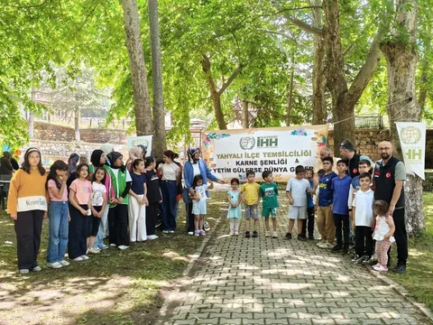 Yahyalı İHH'dan Yetim Çocuklara Karne Sürprizi — haber görseli