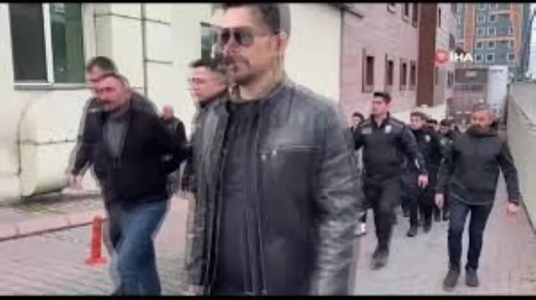 Kayseri'de 'Yılanlar Grubu' Çete Üyeleri Adliye Sevk Edildi! Kaç Kişi Tutuklandı İşte Detaylar... — haber görseli