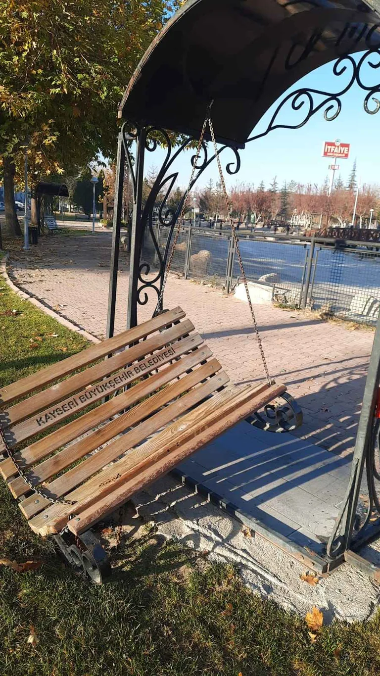 BU ŞEHİR HEPİMİZİN! KAYSERİ GENELİNDE VANDALİZM: ORTAK YAŞAM ALANLARIMIZA SAHİP ÇIKALIM — haber görseli