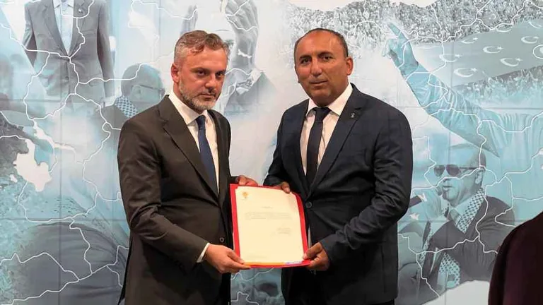 AK Parti'de Bayrak Değişimi! 5 İlçe Başkanı Değişti — haber görseli