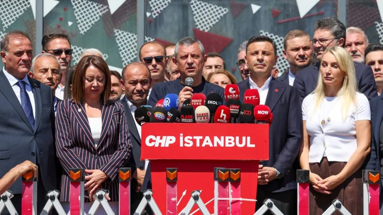 CHP, İstanbul yönetimine atanan dört partiliyi İhraç talebiyle disipline sevk etti — haber görseli