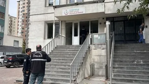 Aile Sağlığı Merkezinde Bıçaklı Kavga! Kayseri’de sıra kavgası kanlı bitti — haber görseli