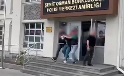 Kızını Kasten Öldürmeye Teşebbüsten Aranan Suç Makinesi Yakalandı: 38 Suç Kaydı Bulunuyor — haber görseli