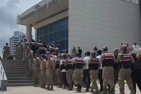 3 Milyar Liralık Dolandırıcılık Ağı Çökertildi! 12 İlde 12 ayrı organize suç örgütüne operasyon — haber görseli