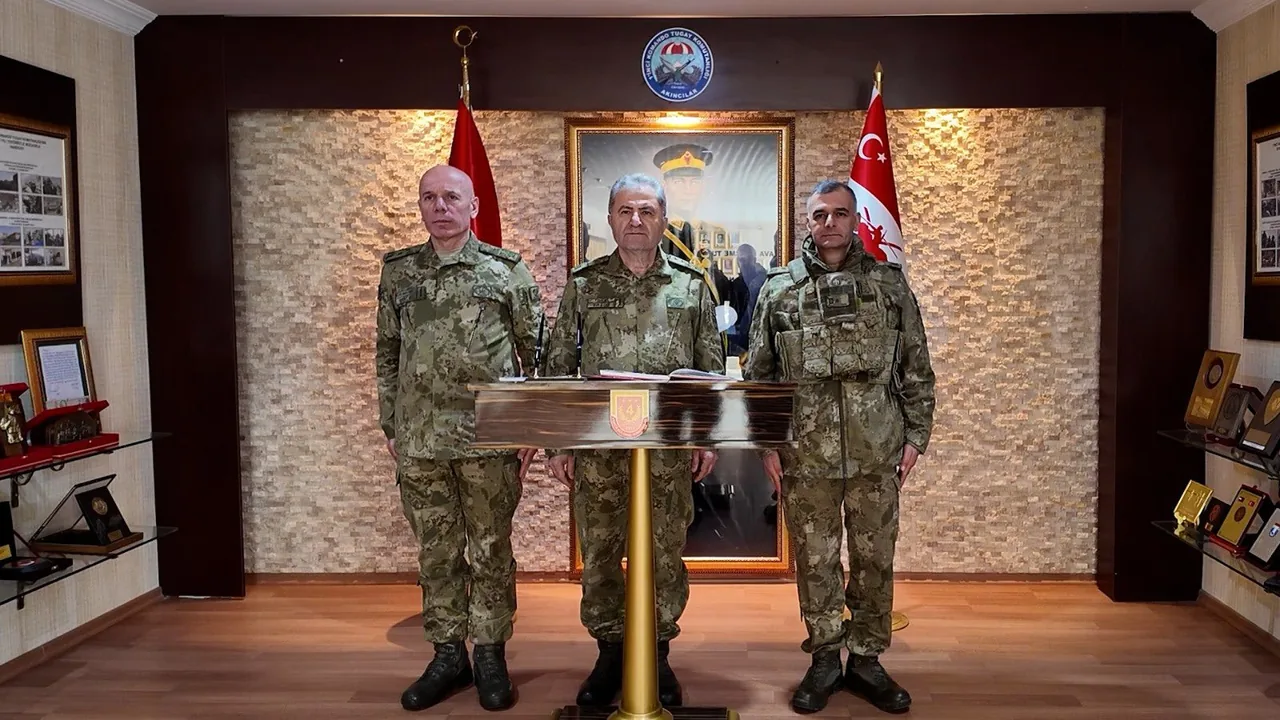 Kara Kuvvetleri Komutanı Metin Tokel Kayseri’de İncelemelerde Bulundu — haber görseli
