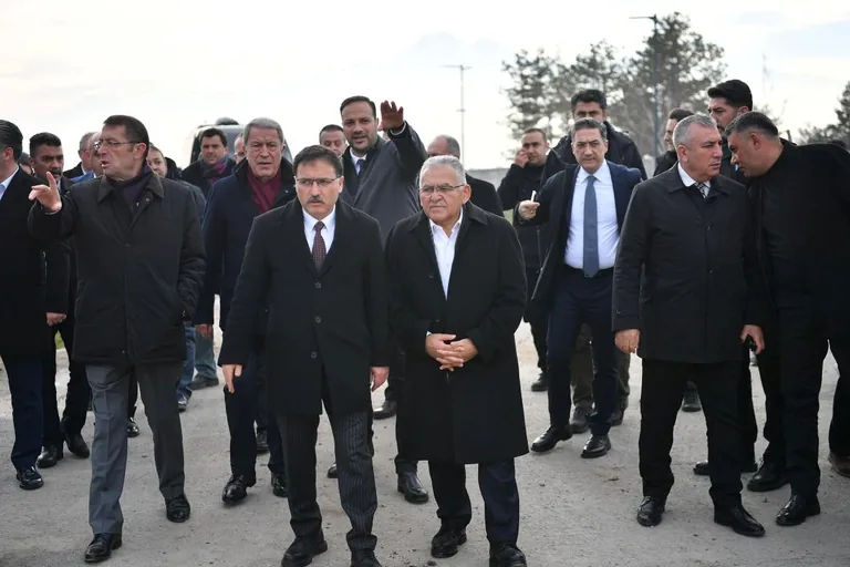 Büyükkılıç, Bakan Akar ve Vali Çiçek, Yeşilay Uyuşturucuyla Mücadele Rehabilitasyon Merkezi'ni Ziyaret Etti — haber görseli