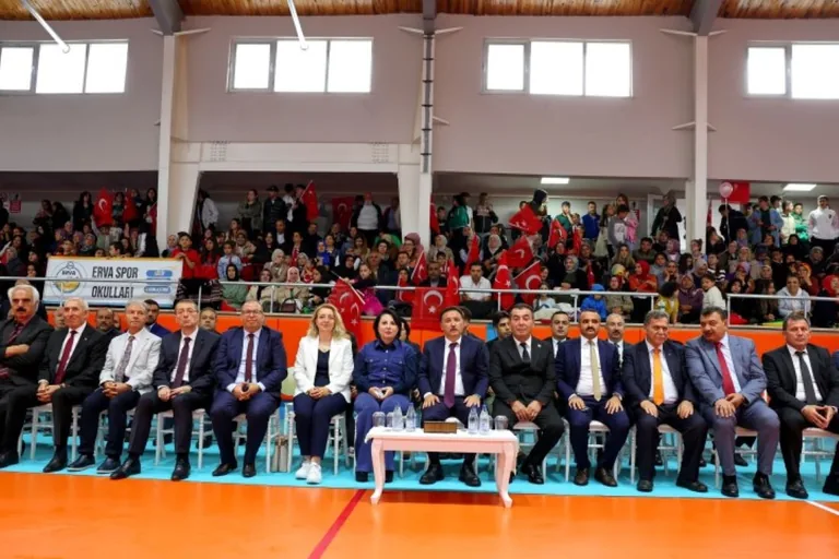 Vali Gökmen Çiçek, Bünyan’daki Yaz Şenliğine Katıldı — haber görseli