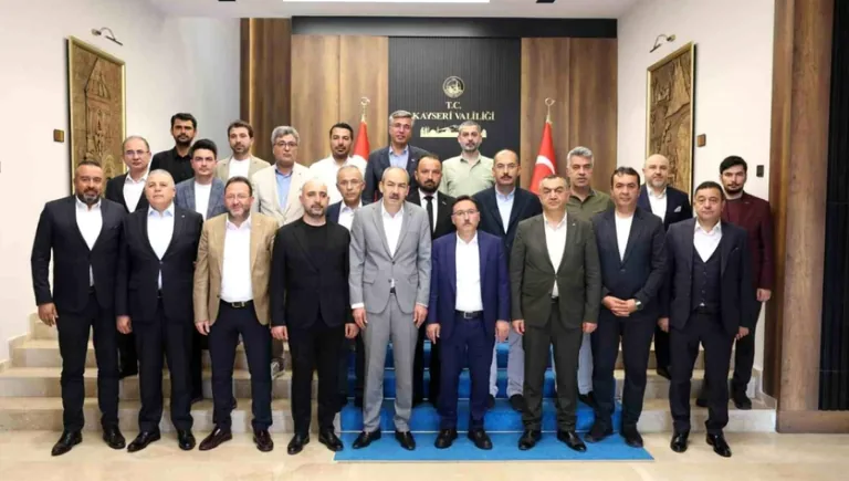 Kayseri İş Dünyası Temsilcileri Vali ve Emniyet Müdürüne Teşekkür Ziyaretinde Bulundu — haber görseli